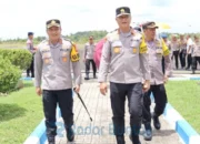 Kapolda Kalteng Tinjau Arus Balik Lebaran di Bundaran Sanggu Barsel